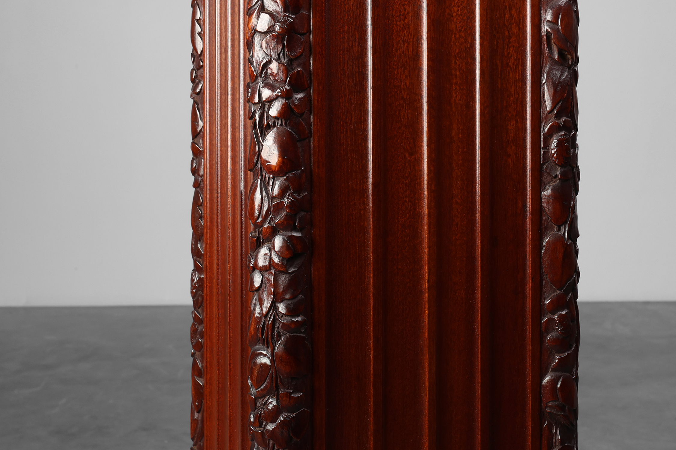 French Art Deco square Oak Pedestal, circa 1915thumbnail